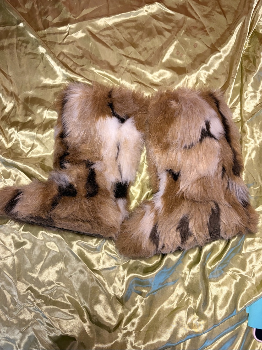 Windsor Faux Fur Boot Covers in Brown and White Accents